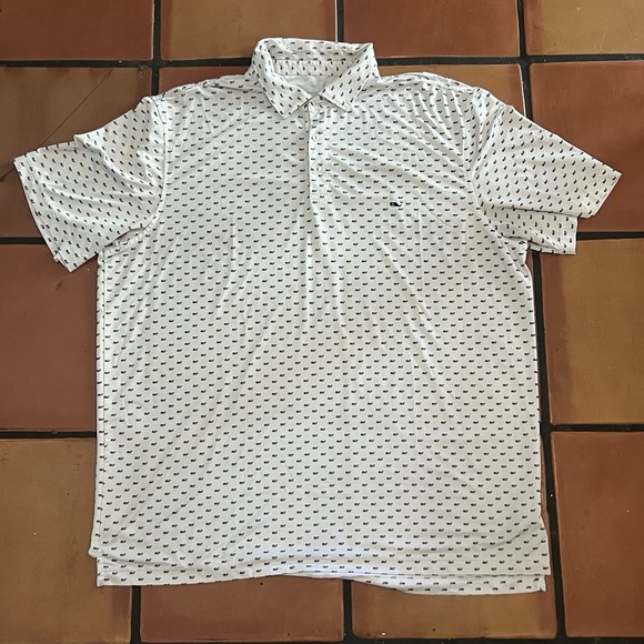 Vineyard Vines On The Go Sankaty Polo Mens XL White USA Flag Whale Print - Picture 1 of 8